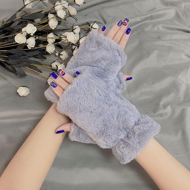 Женские осенние и зимние милые теплые перчатки ветрозащитные бархатные утолщенные перчатки студенческие писчие перчатки серый
Женские осенние и зимние милые теплые перчатки ветрозащитные бархатные утолщенные перчатки студенческие писчие перчатки серый
