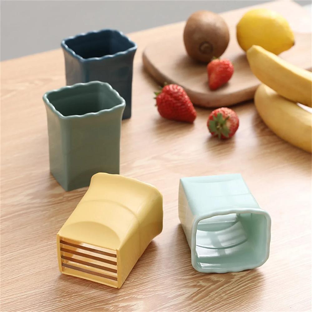 Stainless Steel Fruit Slicer, Egg & Strawberry Cutter, Banana & Vegetable Cutter, Kitchen Fruit Slicing Tool жовтий
Stainless Steel Fruit Slicer, Egg & Strawberry Cutter, Banana & Vegetable Cutter, Kitchen Fruit Slicing Tool жовтий