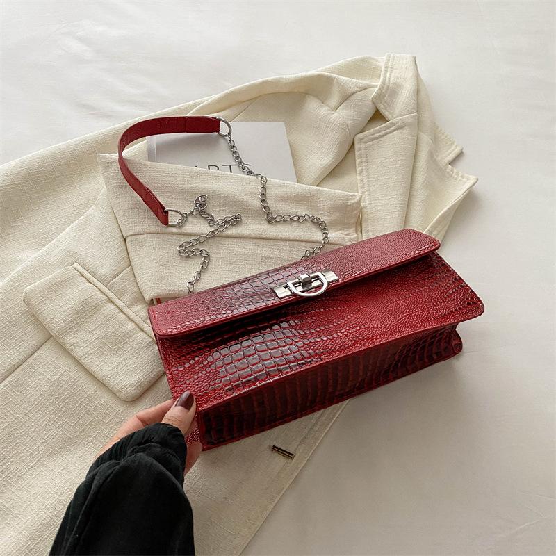 Bag Women s 2024 New Korean Edition Fashion Retro Small Square Bag Simple Trend Chain Shoulder Bag Simple Crossbody Bag червоний
Bag Women s 2024 New Korean Edition Fashion Retro Small Square Bag Simple Trend Chain Shoulder Bag Simple Crossbody Bag червоний