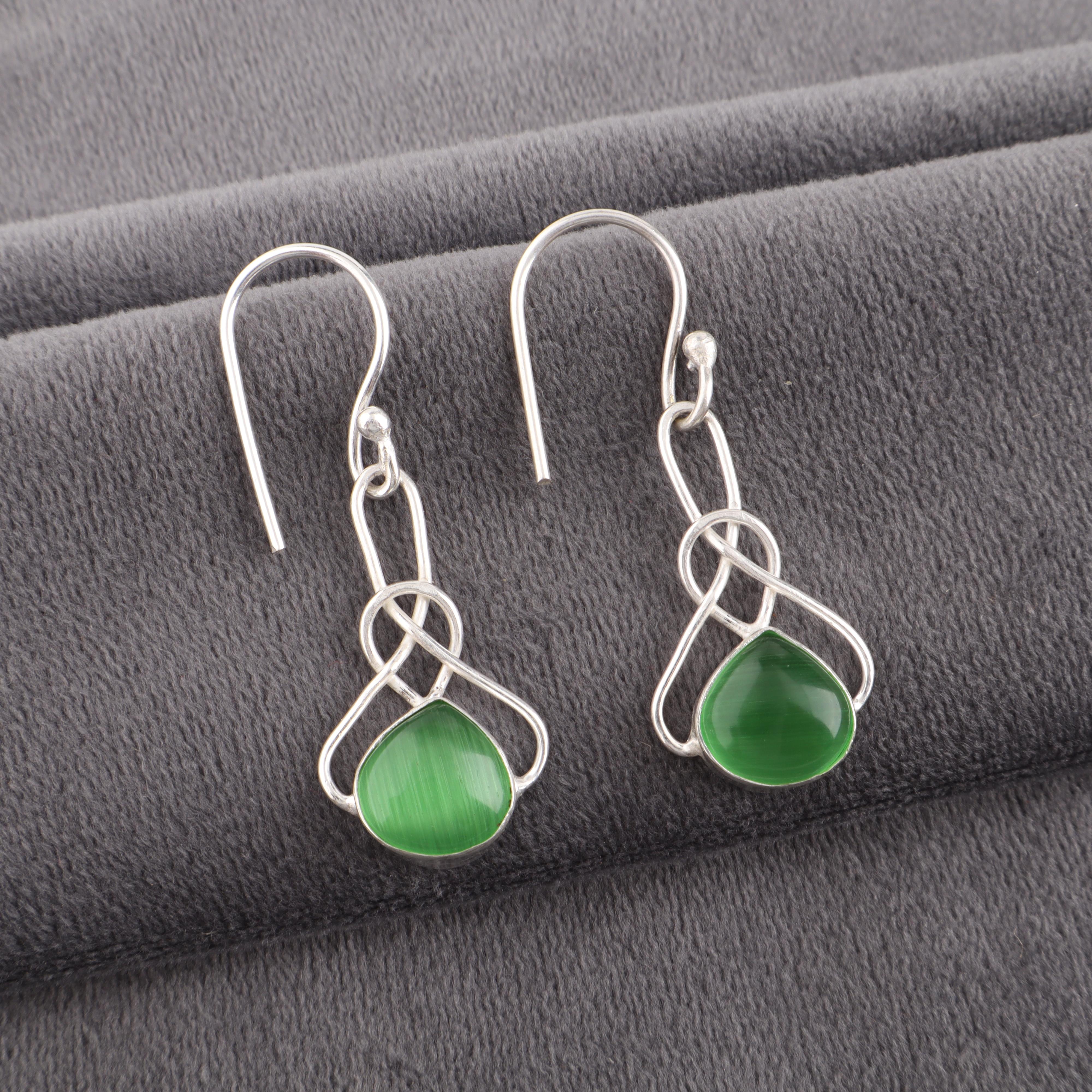 Серьги с камнем Зеленый кошачий глаз, Ювелирные изделия из стерлингового серебра 925 пробы, Духовные серьги ручной работы для свадебного подарка 1.50 Inches зелёный
Серьги с камнем Зеленый кошачий глаз, Ювелирные изделия из стерлингового серебра 925 пробы, Духовные серьги ручной работы для свадебного подарка 1.50 Inches зелёный