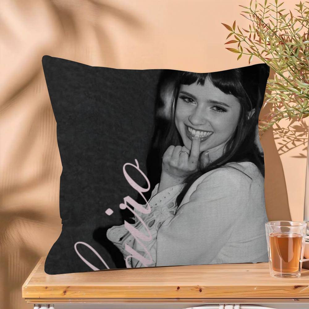 Charm Singer CClairo pillow cover sofa cushion cover home room decoration children gift 30x30 cm
Charm Singer CClairo pillow cover sofa cushion cover home room decoration children gift 30x30 cm