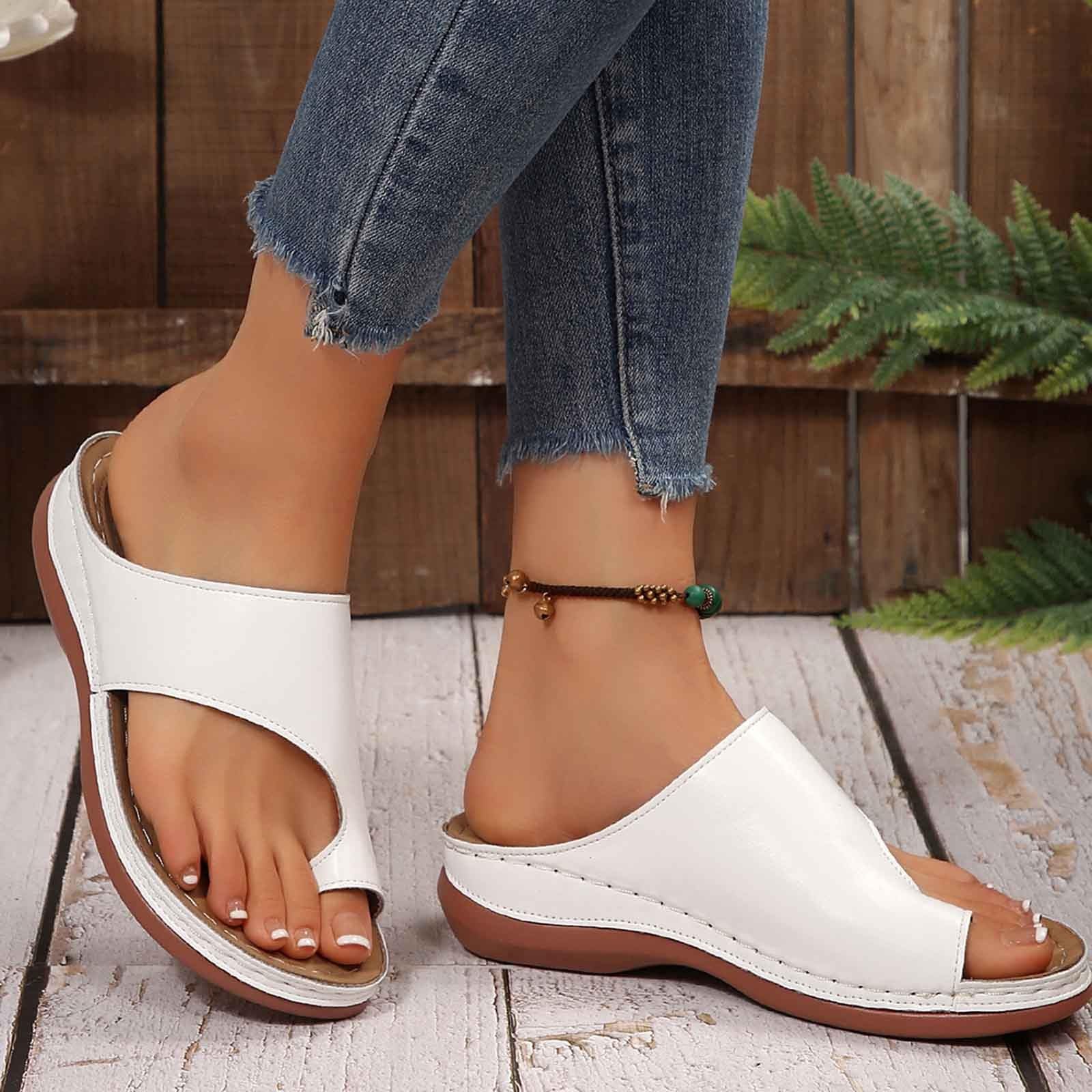 Ladies casual leather thick bottom sponge cake thick and cool mop 43 білий
Ladies casual leather thick bottom sponge cake thick and cool mop 43 білий