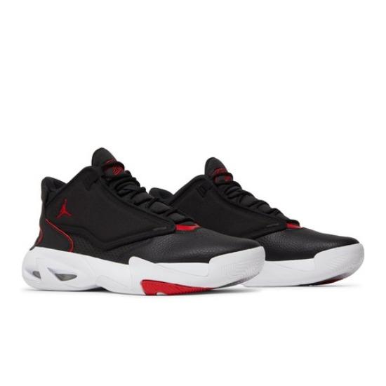 Air Jordan Max Aura 4 Bred DN3687-006 EU 44.5 білий/чорний
Air Jordan Max Aura 4 Bred DN3687-006 EU 44.5 білий/чорний