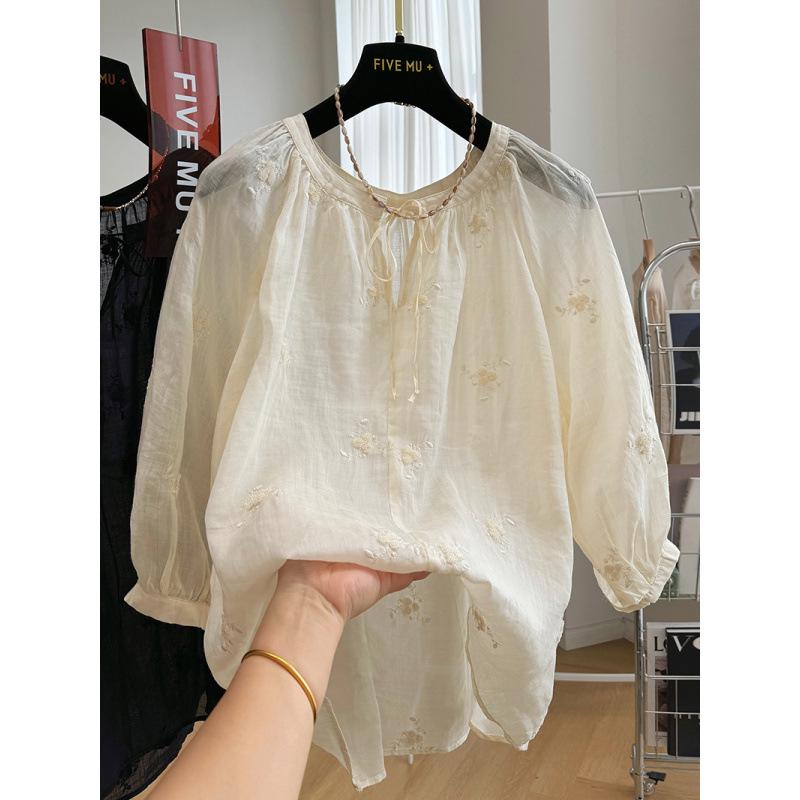 Chic Cotton-Linen Embroidered Women s Top - Loose Fit, 7/8 Sleeves, Light Luxury for Summer Double Extra Large бежевий
Chic Cotton-Linen Embroidered Women s Top - Loose Fit, 7/8 Sleeves, Light Luxury for Summer Double Extra Large бежевий