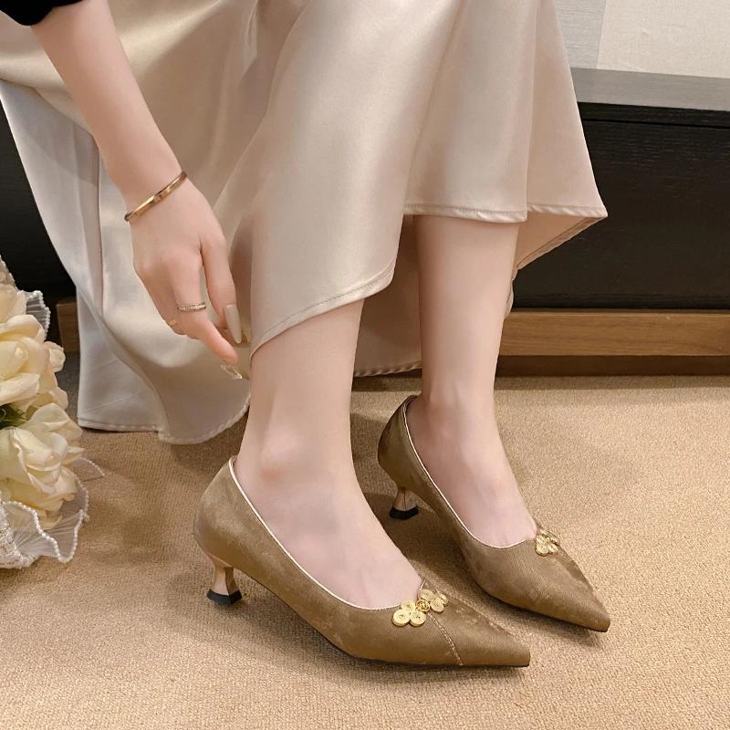 2024 New Comfortable Women s Single Shoes Pointed Toe Slip-on Low Heel Spring and Autumn Women s Single Shoes Solid Color 35
2024 New Comfortable Women s Single Shoes Pointed Toe Slip-on Low Heel Spring and Autumn Women s Single Shoes Solid Color 35