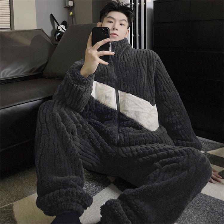 Чоловіча плюшева зимова піжама – товстий кораловий фліс, підходить для підлітків, на блискавці, підходить для носіння на вулиці як домашній одяг XL
Чоловіча плюшева зимова піжама – товстий кораловий фліс, підходить для підлітків, на блискавці, підходить для носіння на вулиці як домашній одяг XL