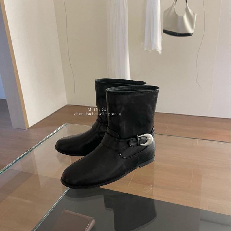 2025 осень и зима новые замшевые женские короткие ботинки с круглым носком, ремешком с пряжкой, низким голенищем, тонким мартином, внутренним скошенным каблуком 39 хаки
2025 осень и зима новые замшевые женские короткие ботинки с круглым носком, ремешком с пряжкой, низким голенищем, тонким мартином, внутренним скошенным каблуком 39 хаки