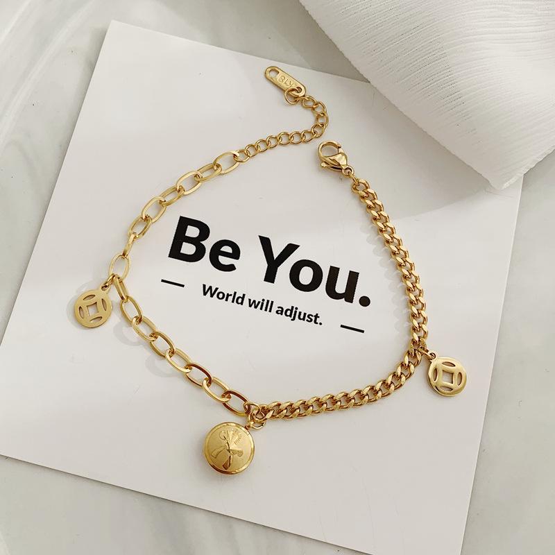 Korean Style Simple Little Horse Bracelet for Women - Trendy Hand Jewelry, Ideal Birthday Gift for Students and Best Friends. золотой
Korean Style Simple Little Horse Bracelet for Women - Trendy Hand Jewelry, Ideal Birthday Gift for Students and Best Friends. золотой