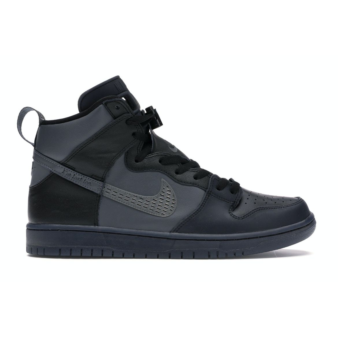 Кроссовки унисекс Nike Forty Percent Against Rights x Dunk High SB черные темно-серые BV1052-001
Кроссовки унисекс Nike Forty Percent Against Rights x Dunk High SB черные темно-серые BV1052-001
