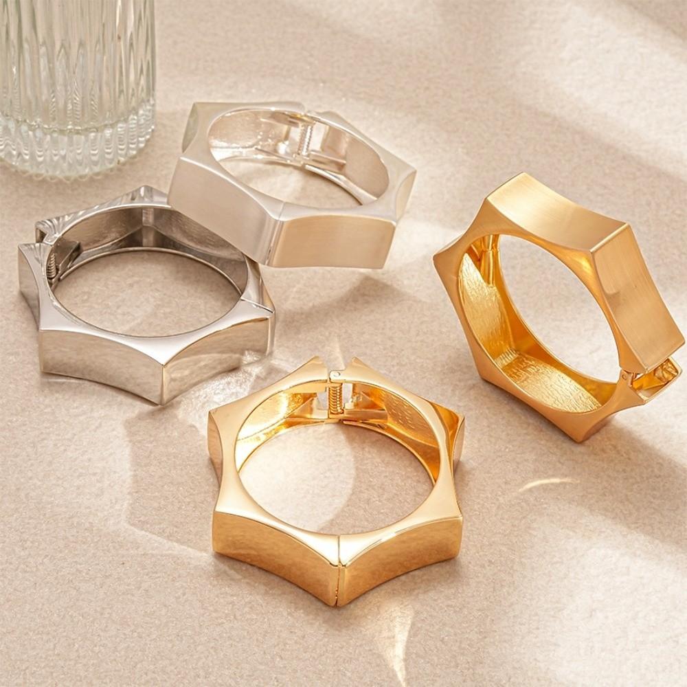 Hexagon Wide Open Bangle Zinc Zinc Alloy Metal Exaggerated Bracelet Simple Cuff Bangles Women Glossy Gold
Hexagon Wide Open Bangle Zinc Zinc Alloy Metal Exaggerated Bracelet Simple Cuff Bangles Women Glossy Gold