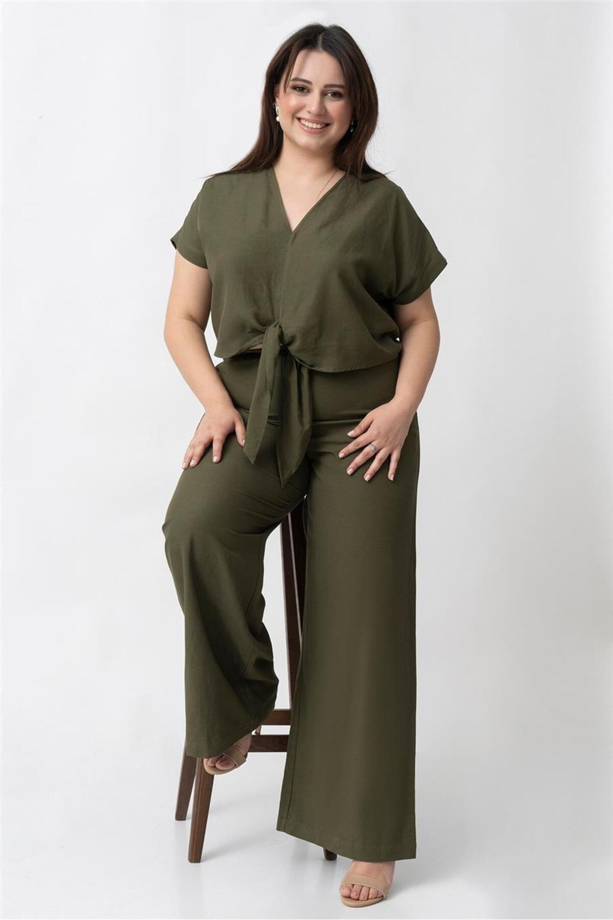 Талия женских брюк больших размеров Эластичный Удобные брюки 
Талия женских брюк больших размеров Эластичный Удобные брюки