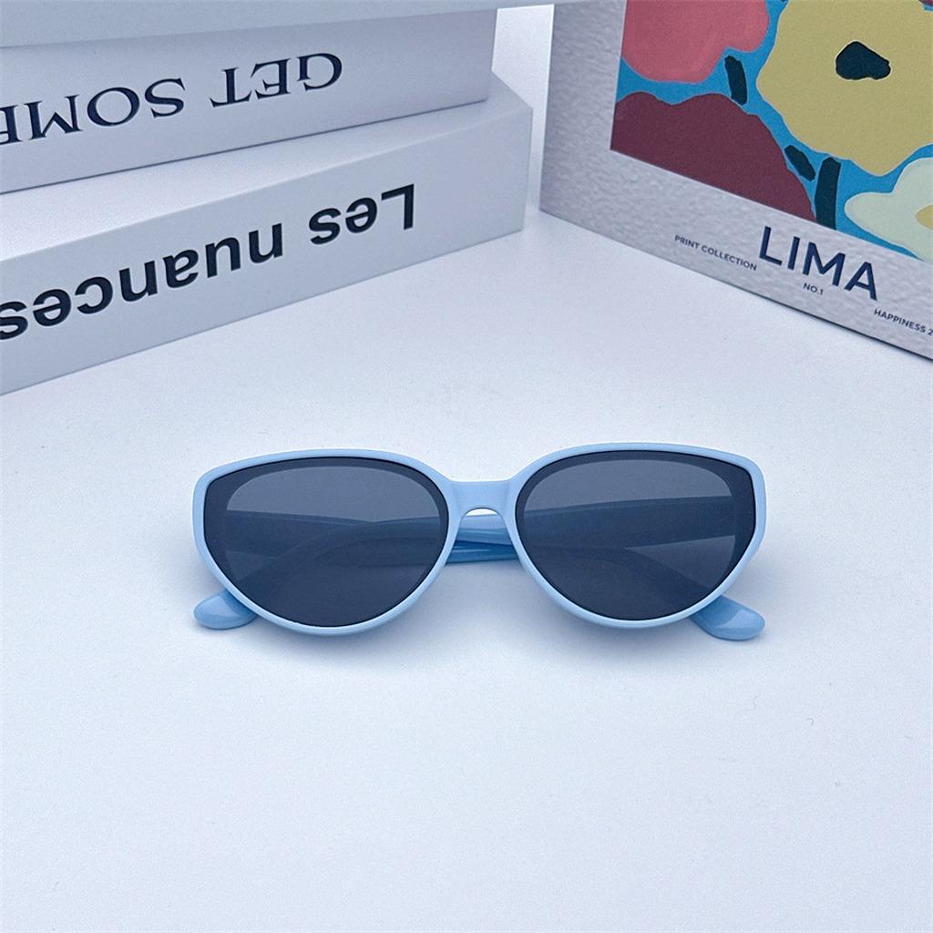 Small Frame Sunglasses Stylish Uv400 Sun Glasses Eye Eyeglasses Lightweight Kids Sunglasses For Outdoor Travel Party Eyewear синій
Small Frame Sunglasses Stylish Uv400 Sun Glasses Eye Eyeglasses Lightweight Kids Sunglasses For Outdoor Travel Party Eyewear синій