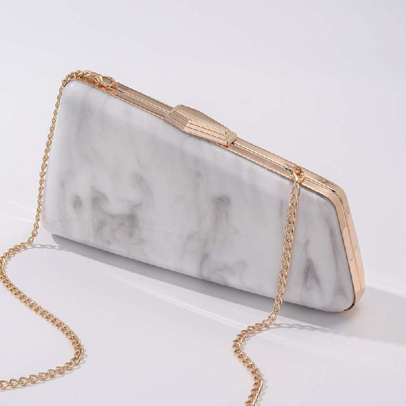 Evening Party Acrylic Shoulder Crossbody Bag Metal Clip Clutch New Special Shape Fashion Coin Purse Women s Mini Handbag Luxury 26x5x16cm білий
Evening Party Acrylic Shoulder Crossbody Bag Metal Clip Clutch New Special Shape Fashion Coin Purse Women s Mini Handbag Luxury 26x5x16cm білий