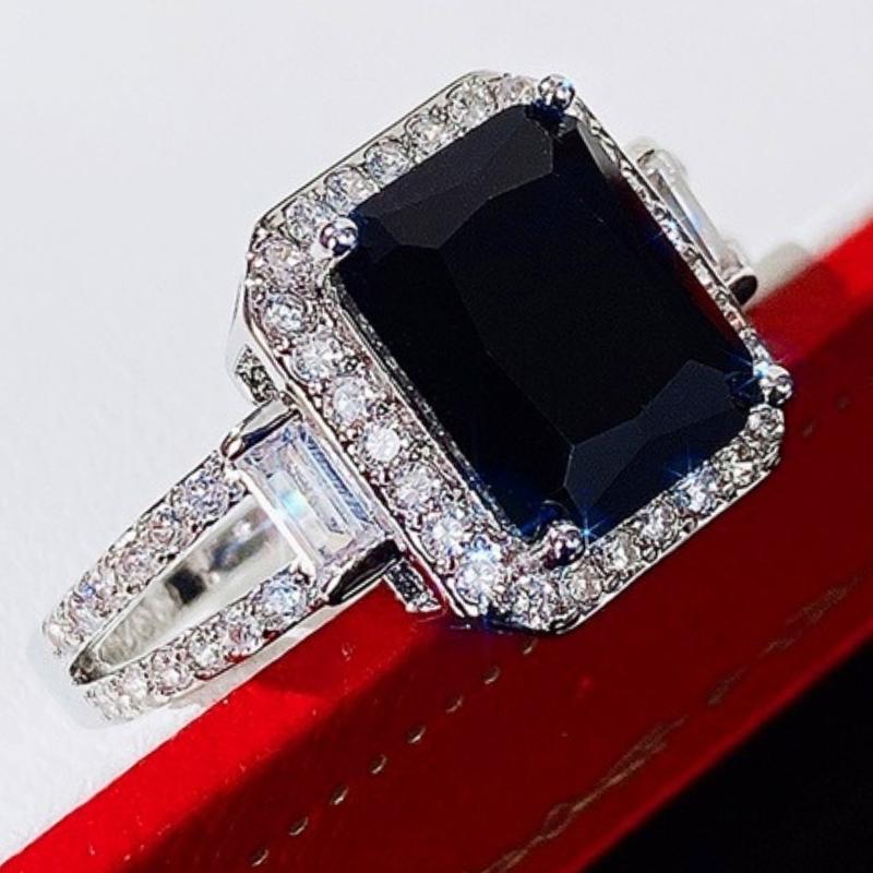 Huitan Temperament Men Wedding Finger Rings with Black Crystal Zirconia Trendy Party Accessories Fashionable Design Zircon Gift 7
Huitan Temperament Men Wedding Finger Rings with Black Crystal Zirconia Trendy Party Accessories Fashionable Design Zircon Gift 7