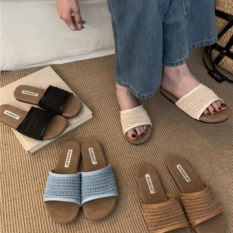 Flat bottom woven hollow one-word slippers women s summer wear new bohemian vacation travel cool slippers women 40 синій
Flat bottom woven hollow one-word slippers women s summer wear new bohemian vacation travel cool slippers women 40 синій