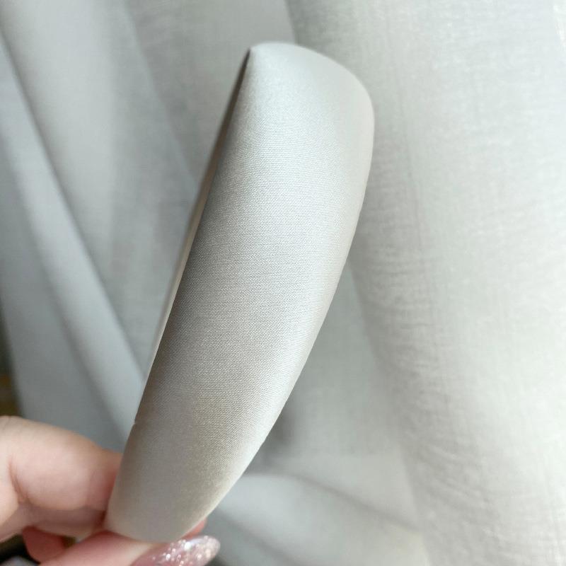 Retro PU Leather Triangular Crown Hair Hoop Adjustable Anti Slip Headband Solid Color Wide Edge Hairband Hair Accessories
Retro PU Leather Triangular Crown Hair Hoop Adjustable Anti Slip Headband Solid Color Wide Edge Hairband Hair Accessories