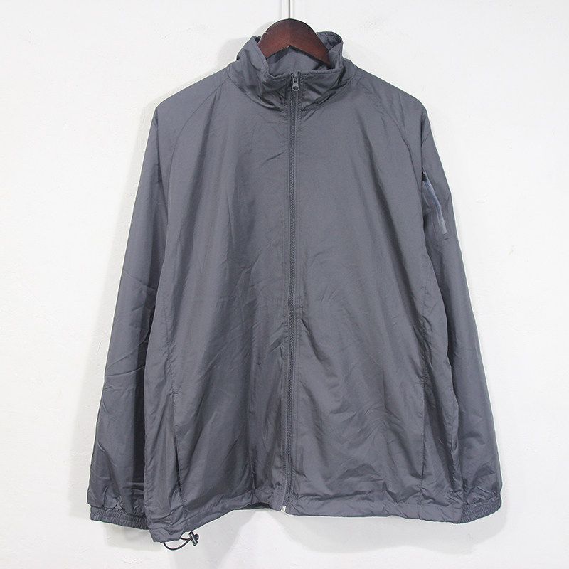 and American Style Single-Layer Windproof Double-Layer Inner Mesh Sports Jacket ~ Thin Foreign Trade Men s Loose-Fitting Large Size Outdoor Jacket Dark gray L Size (Recommended 85-95kg)
and American Style Single-Layer Windproof Double-Layer Inner Mesh Sports Jacket ~ Thin Foreign Trade Men s Loose-Fitting Large Size Outdoor Jacket Dark gray L Size (Recommended 85-95kg)