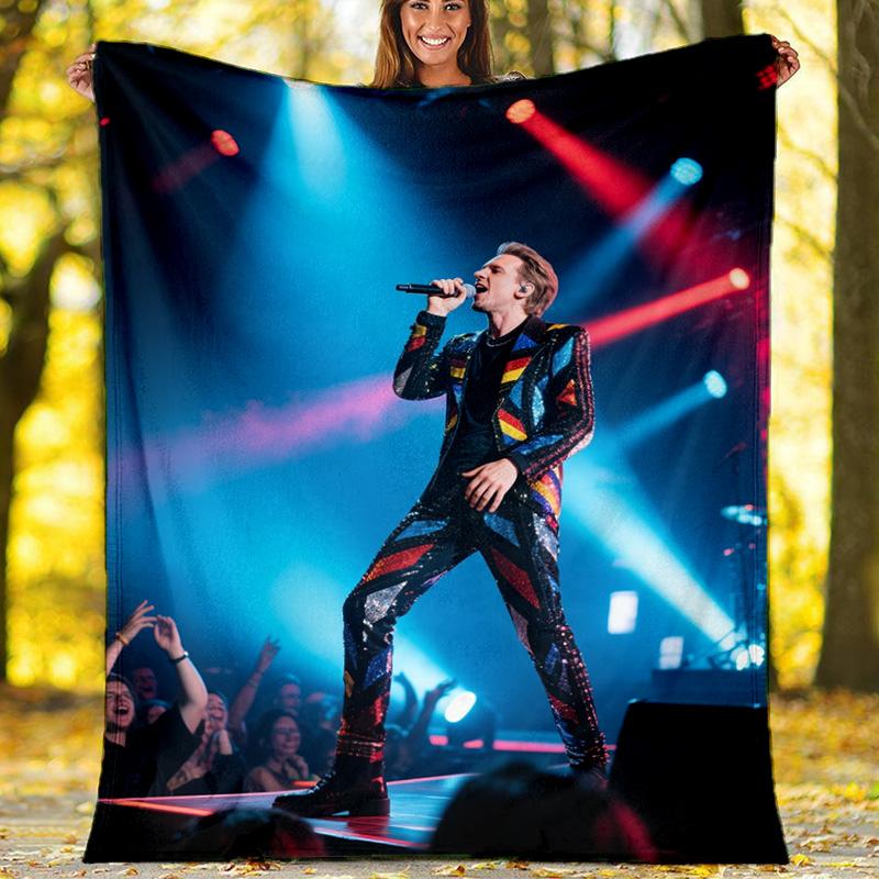 Pop Singer Sequin Stage Concert Flannel Fleece Blanket, Soft Warm Throw Blanket for Sofa Bed, Music Fan Gift 80cm x 120cm
Pop Singer Sequin Stage Concert Flannel Fleece Blanket, Soft Warm Throw Blanket for Sofa Bed, Music Fan Gift 80cm x 120cm
