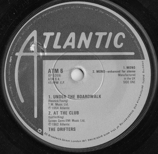 7-дюймовая пластинка DRIFTERS / CAPITOLS / SOUL BROTHERS - Under The Boardwalk / At The Club / EP5359 Atlantic 1980 UK Соул/Фанк Б/У
7-дюймовая пластинка DRIFTERS / CAPITOLS / SOUL BROTHERS - Under The Boardwalk / At The Club / EP5359 Atlantic 1980 UK Соул/Фанк Б/У
