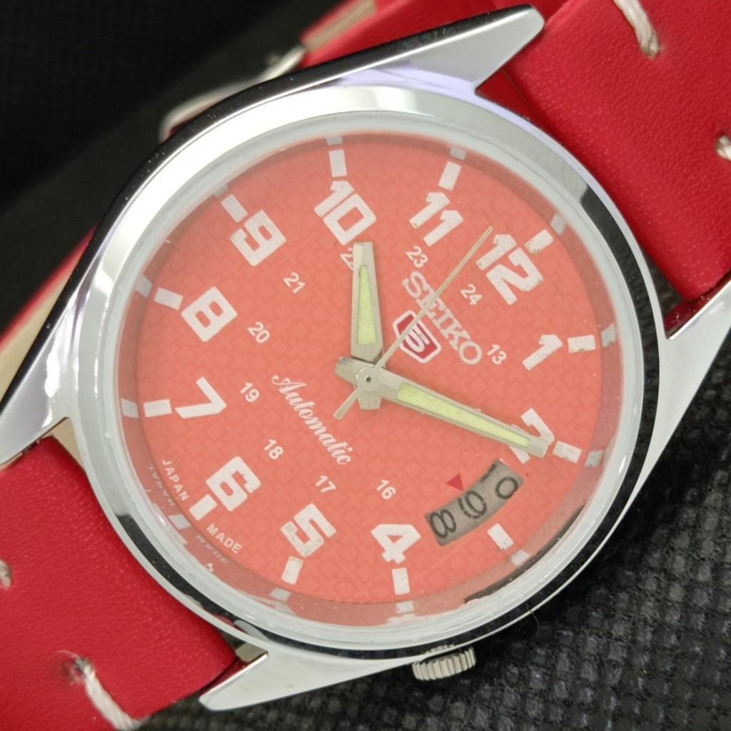REFURBISHED VINTAGE SEIKO 5 AUTO 7019A JAPAN MENS DATE PEACH WATCH 598-a313001-2 SKU598-a313001
REFURBISHED VINTAGE SEIKO 5 AUTO 7019A JAPAN MENS DATE PEACH WATCH 598-a313001-2 SKU598-a313001
