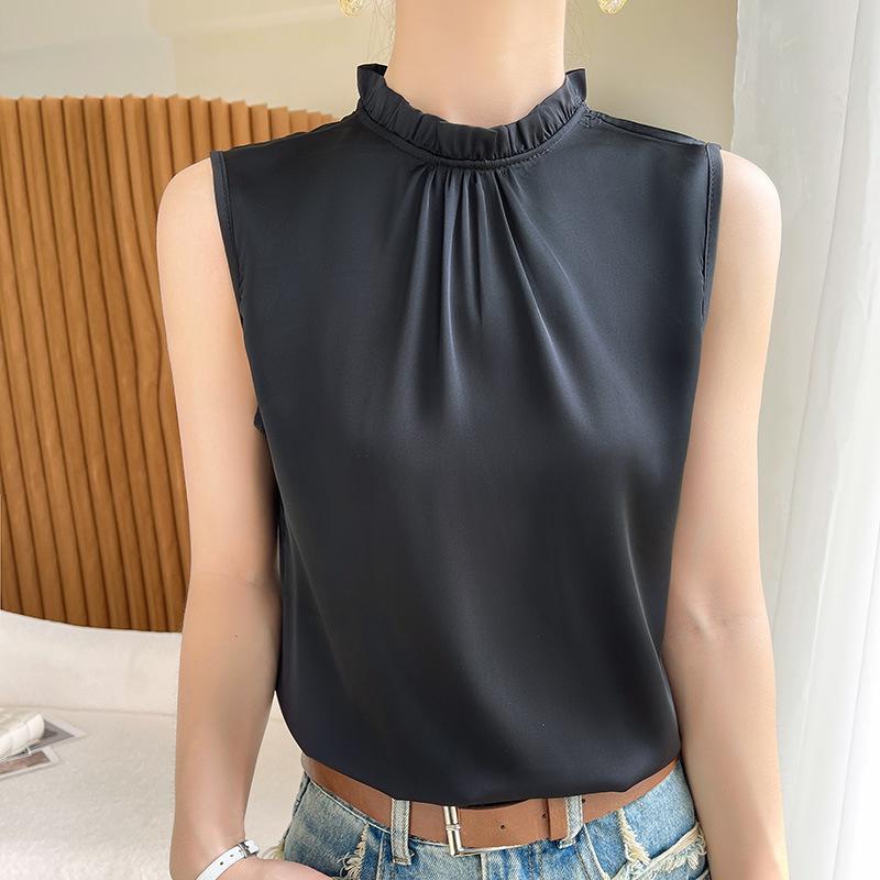 Summer Satin Floral High-Collar Halterneck Camisole Top M (Weight 100-110 lbs)
Summer Satin Floral High-Collar Halterneck Camisole Top M (Weight 100-110 lbs)