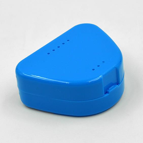 Orthodontic Retainer Storage Box for Braces, Dentures, and Dental Trays 6.5x7.5x3.0 cm
Orthodontic Retainer Storage Box for Braces, Dentures, and Dental Trays 6.5x7.5x3.0 cm