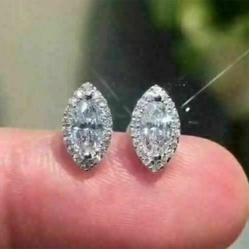 European and American Fashion Horse Eye Shaped Zircon Earrings, Niche Design, Simple and Versatile Women s Accessories
European and American Fashion Horse Eye Shaped Zircon Earrings, Niche Design, Simple and Versatile Women s Accessories
