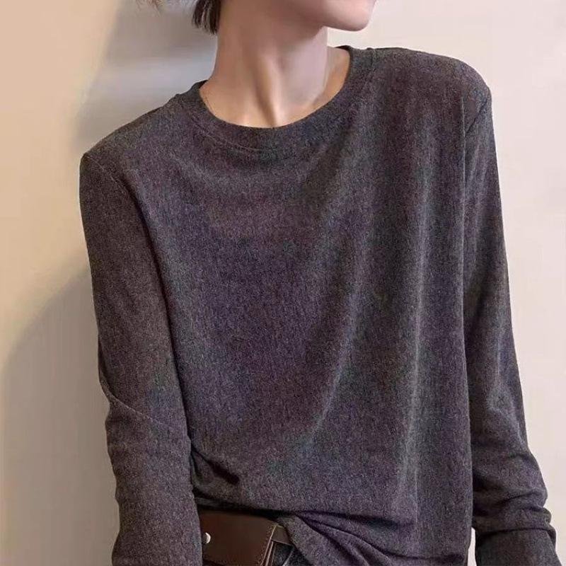 Women s Plus Size Long Sleeve Fleece Round Neck T-Shirt - Solid Color, Autumn/Winter, Age-Reducing Design. 3XL (suggested 145-160 lbs)
Women s Plus Size Long Sleeve Fleece Round Neck T-Shirt - Solid Color, Autumn/Winter, Age-Reducing Design. 3XL (suggested 145-160 lbs)