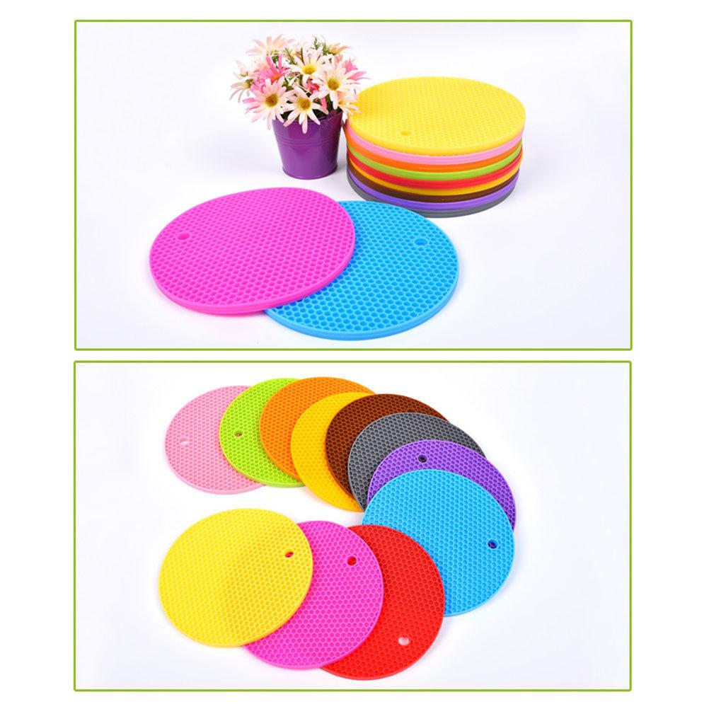Silicone Insulation Mat Honeycomb Pattern Round Heat Resistant Non-Slip Pot Holder Pan Spoon Bottle Grip Mat 18Cm Red other помаранчевий
Silicone Insulation Mat Honeycomb Pattern Round Heat Resistant Non-Slip Pot Holder Pan Spoon Bottle Grip Mat 18Cm Red other помаранчевий