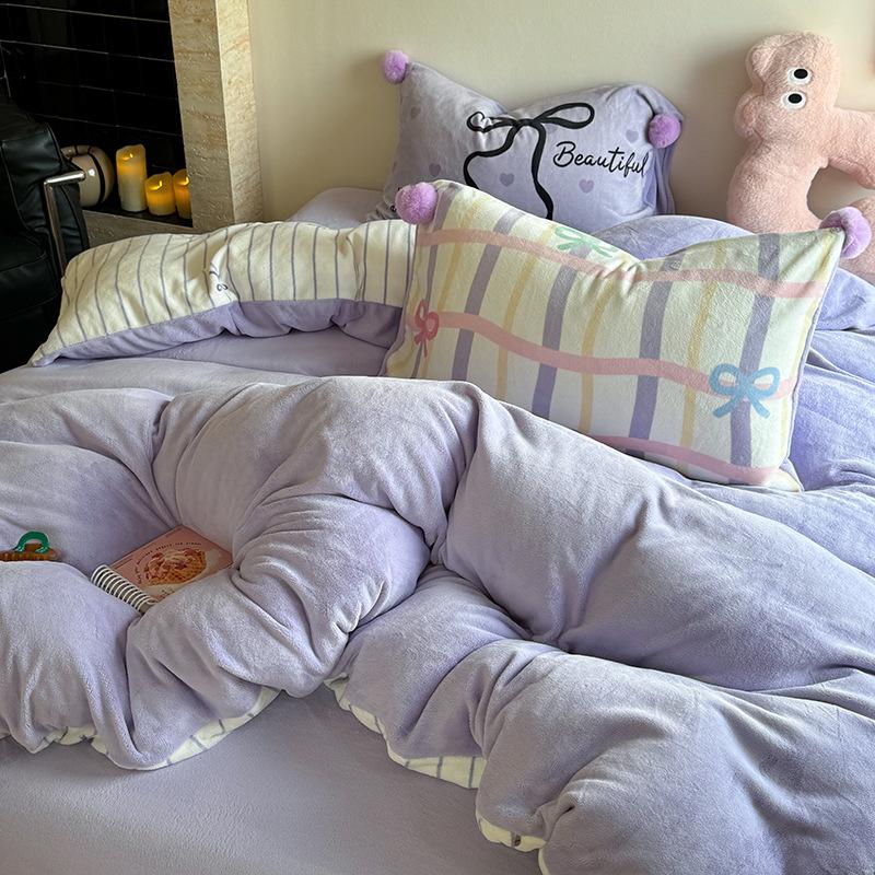 Hair Pom-Pom~ Thickened Milk Fleece Girl S Heart Simple Powder Grid Bed Four-Piece Coral Fleece 1.5M 1.2m sheet 3pc/applicable 150x200cm quilt core
Hair Pom-Pom~ Thickened Milk Fleece Girl S Heart Simple Powder Grid Bed Four-Piece Coral Fleece 1.5M 1.2m sheet 3pc/applicable 150x200cm quilt core