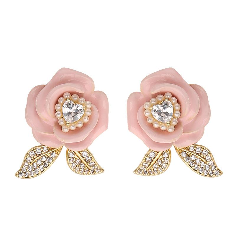 Korean version of super fairy, sweet and delicate three-dimensional diamond-encrusted zircon rose earrings, high-end versatile temperament earrings. розовый
Korean version of super fairy, sweet and delicate three-dimensional diamond-encrusted zircon rose earrings, high-end versatile temperament earrings. розовый