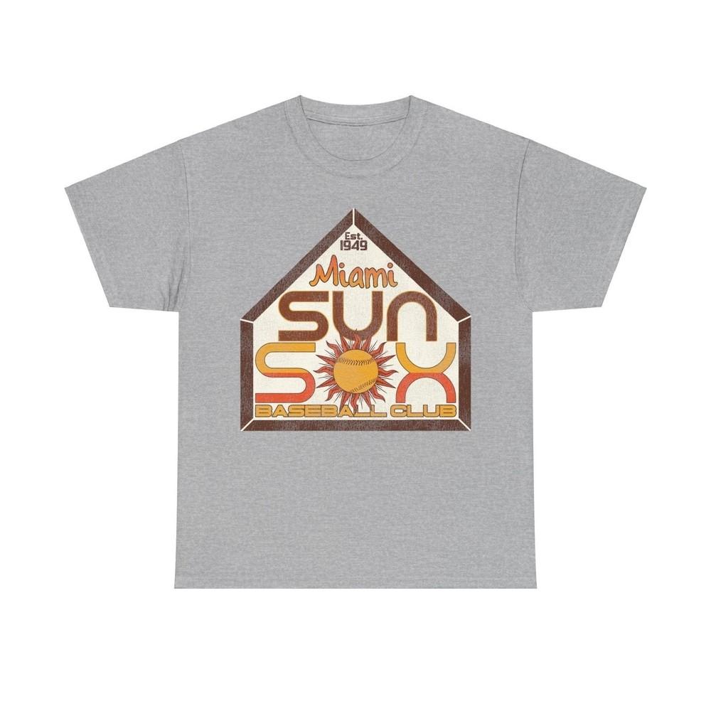 Miami Sun Sox Nostalgic Retro Baseball Team T-shirt 4XL
Miami Sun Sox Nostalgic Retro Baseball Team T-shirt 4XL