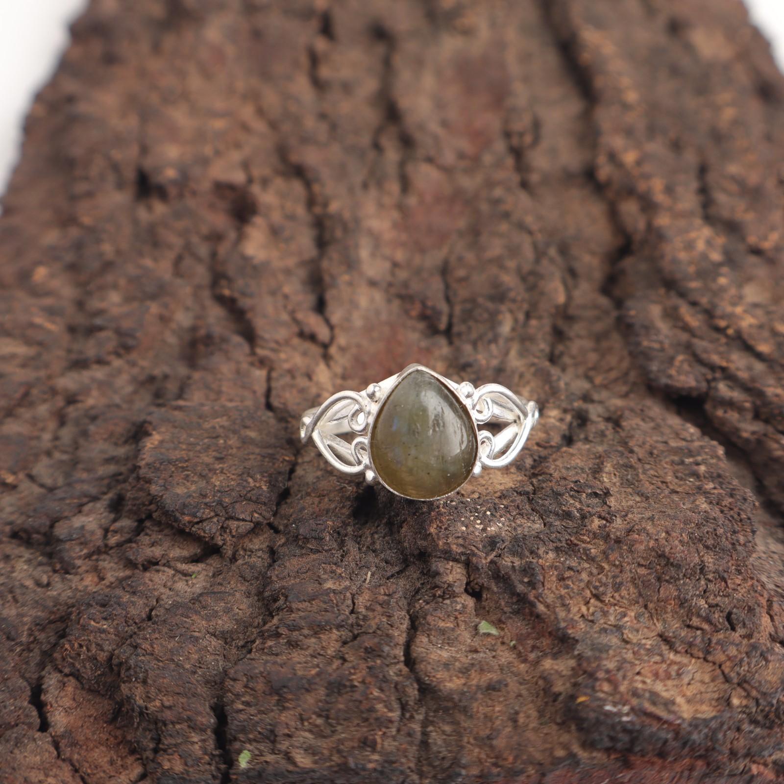 Pear Labradorite Stone 925 Sterling Silver Handcrafted Cocktail New Ring Jewelry RR-46-32 15
Pear Labradorite Stone 925 Sterling Silver Handcrafted Cocktail New Ring Jewelry RR-46-32 15