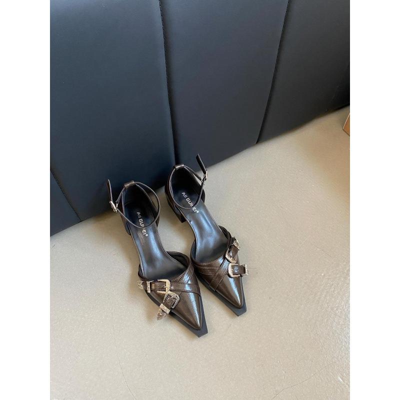 2025 spring and autumn new retro fashion women s shoes French sweet cool hollow thick heel single shoes pointed head sandals 40 коричневый
2025 spring and autumn new retro fashion women s shoes French sweet cool hollow thick heel single shoes pointed head sandals 40 коричневый