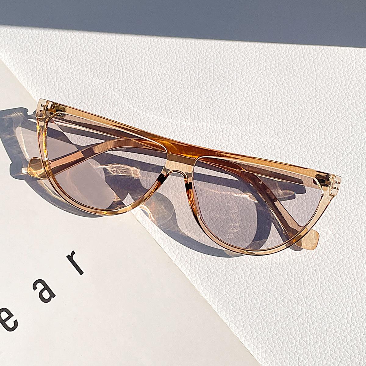 Glasses 95108 Semicircular Cat S Eyes Same Trend, Sunglasses Women S Sunglasses Men S світло-коричневого кольору
Glasses 95108 Semicircular Cat S Eyes Same Trend, Sunglasses Women S Sunglasses Men S світло-коричневого кольору