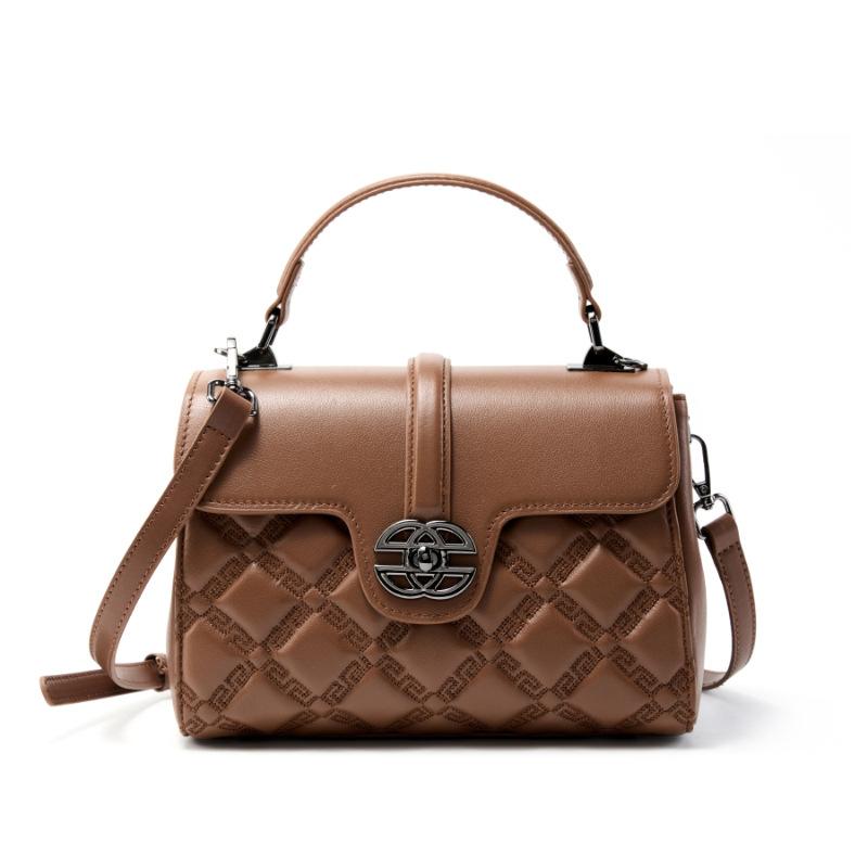 Ladies New Commuting Leather Women s Bag, Large Capacity Mother s Bag, Crossbody Bag, High-end Handbag коричневий
Ladies New Commuting Leather Women s Bag, Large Capacity Mother s Bag, Crossbody Bag, High-end Handbag коричневий