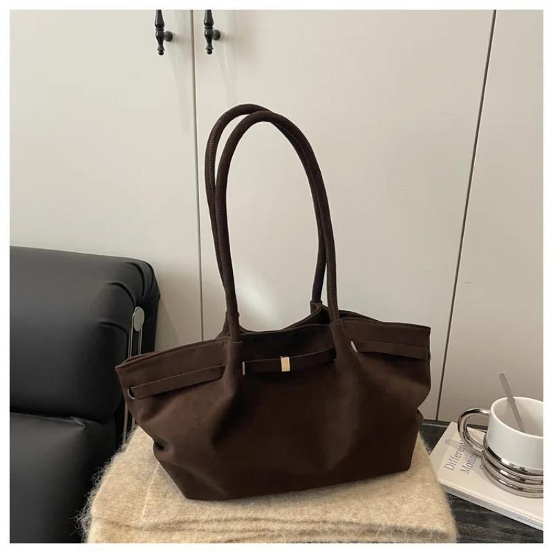 New Versatile Crossbody Shoulder Bag Women Fashi Texture Simple Bucket Bag Casual and Commuting Tote Hanle Dbag Light Luxury кавовий
New Versatile Crossbody Shoulder Bag Women Fashi Texture Simple Bucket Bag Casual and Commuting Tote Hanle Dbag Light Luxury кавовий