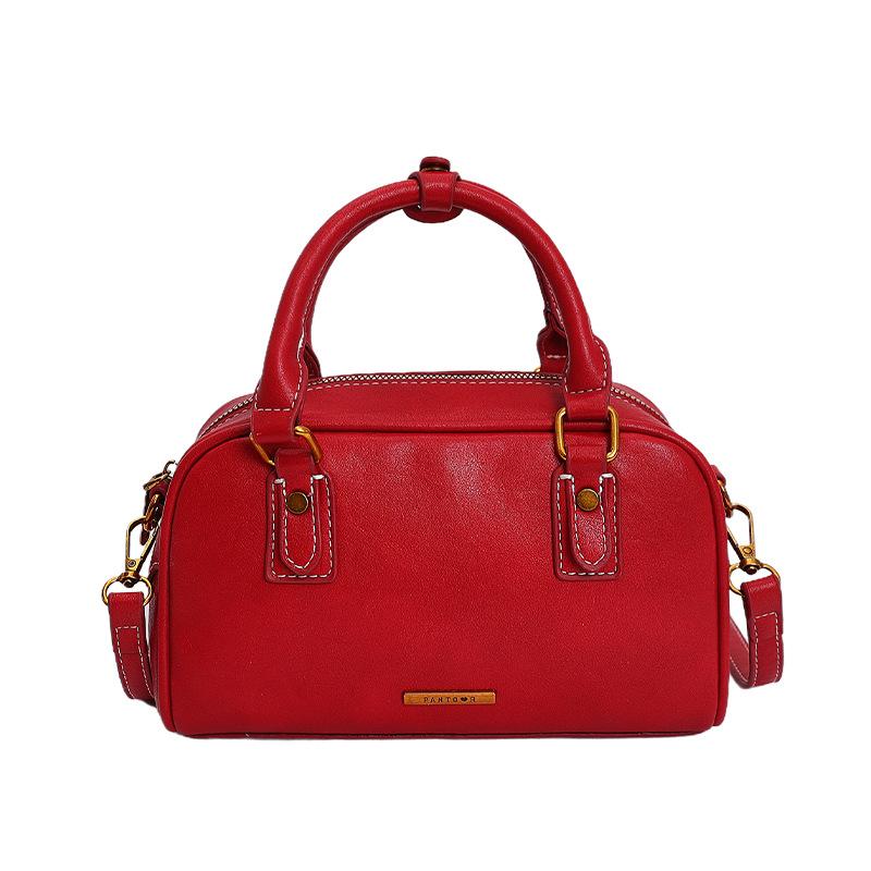 Han simple niche hand-carried shell bag women s 2026 spring new light luxury shoulder messenger bag 22*9*13 красный
Han simple niche hand-carried shell bag women s 2026 spring new light luxury shoulder messenger bag 22*9*13 красный
