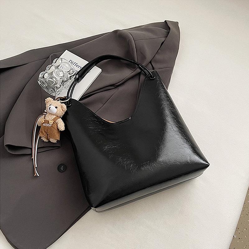 New Fashion Shoulder Messenger Women s Bag no pendant
New Fashion Shoulder Messenger Women s Bag no pendant