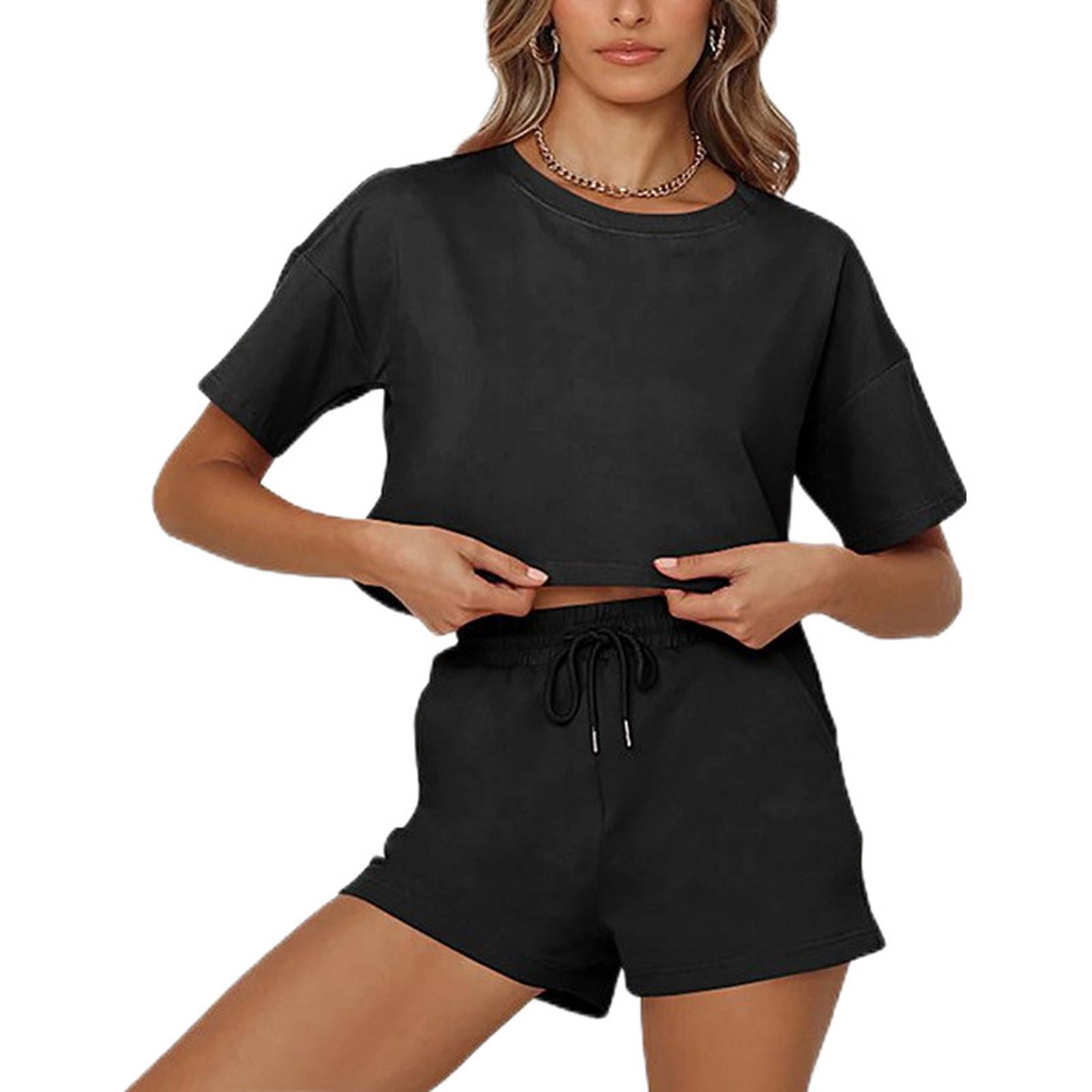 Женский повседневный спортивный костюм из 2 предметов, однотонный комплект из топа и брюк с короткими рукавами S чёрный
Женский повседневный спортивный костюм из 2 предметов, однотонный комплект из топа и брюк с короткими рукавами S чёрный