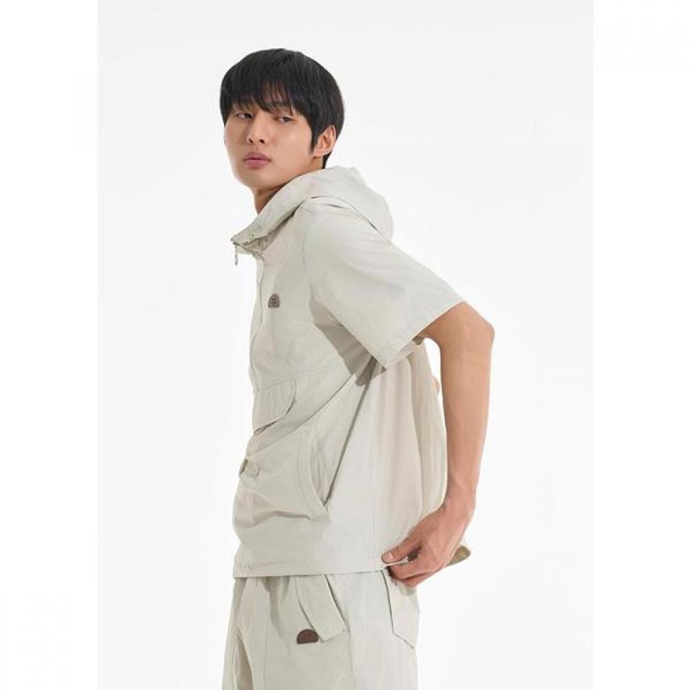 Bbc Earth Men S Half Anorak Cut Line BLACK/105
Bbc Earth Men S Half Anorak Cut Line BLACK/105