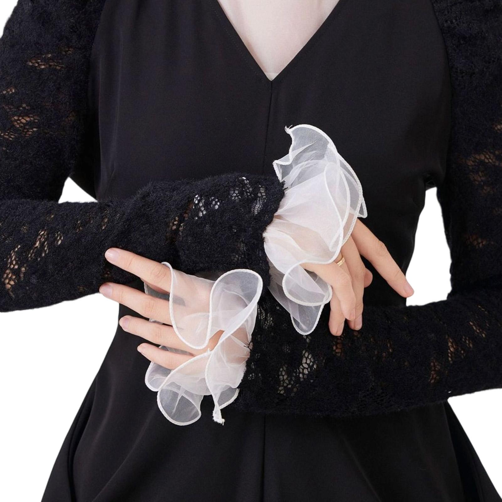 Fashion False Collar Detachable Collar Half Shirts Blouse Floral Lace Trim Polyester Garment Accessory Unisex Design
Fashion False Collar Detachable Collar Half Shirts Blouse Floral Lace Trim Polyester Garment Accessory Unisex Design