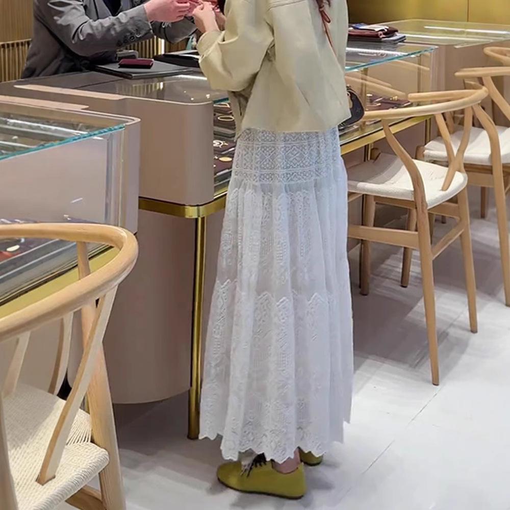 High-Waisted White Lace Midi Skirt for Women - Spring 2025 Fashion, Elegant and Casual Design M
High-Waisted White Lace Midi Skirt for Women - Spring 2025 Fashion, Elegant and Casual Design M