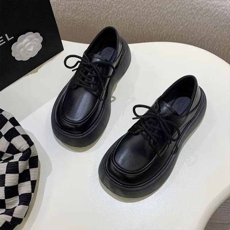 Muffin platform small leather shoes women s spring and autumn versatile retro round head Mary Jane single shoes niche design sense 35 чорний
Muffin platform small leather shoes women s spring and autumn versatile retro round head Mary Jane single shoes niche design sense 35 чорний
