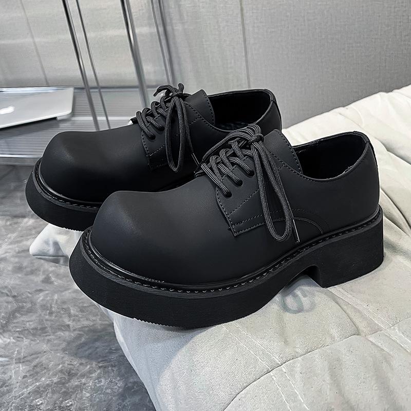Туфли Mickey Derby с большой головкой, кожаные туфли, мужские зимние бархатные хлопковые туфли на платформе, увеличивающие рост, повседневные туфли для пары 9522-Z 36 чёрный
Туфли Mickey Derby с большой головкой, кожаные туфли, мужские зимние бархатные хлопковые туфли на платформе, увеличивающие рост, повседневные туфли для пары 9522-Z 36 чёрный