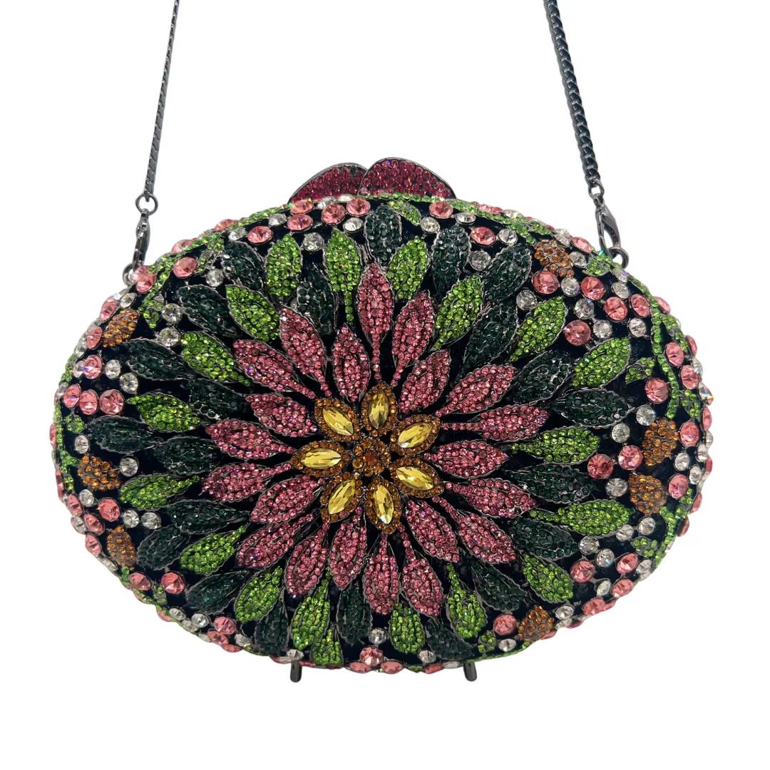 High Quality Clutch Bag Diamond-Inlaid Black Colorful Flower Dinner Handbag Women s Magnetic Clasp Annual Meeting Bag Luxury L18.2xW6.5xH12.5cm
High Quality Clutch Bag Diamond-Inlaid Black Colorful Flower Dinner Handbag Women s Magnetic Clasp Annual Meeting Bag Luxury L18.2xW6.5xH12.5cm