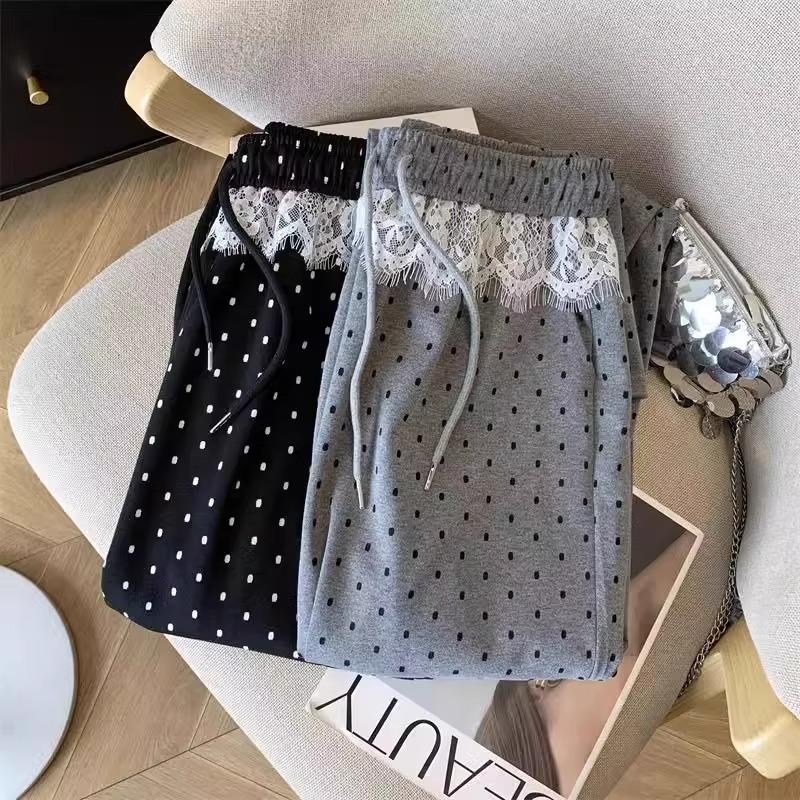 145 Petite Polka Dot High Waist Slimming Wide Leg Lace Trim Drawstring Pants for Women - Spring/Autumn Casual XS (for 60-79 jin)
145 Petite Polka Dot High Waist Slimming Wide Leg Lace Trim Drawstring Pants for Women - Spring/Autumn Casual XS (for 60-79 jin)