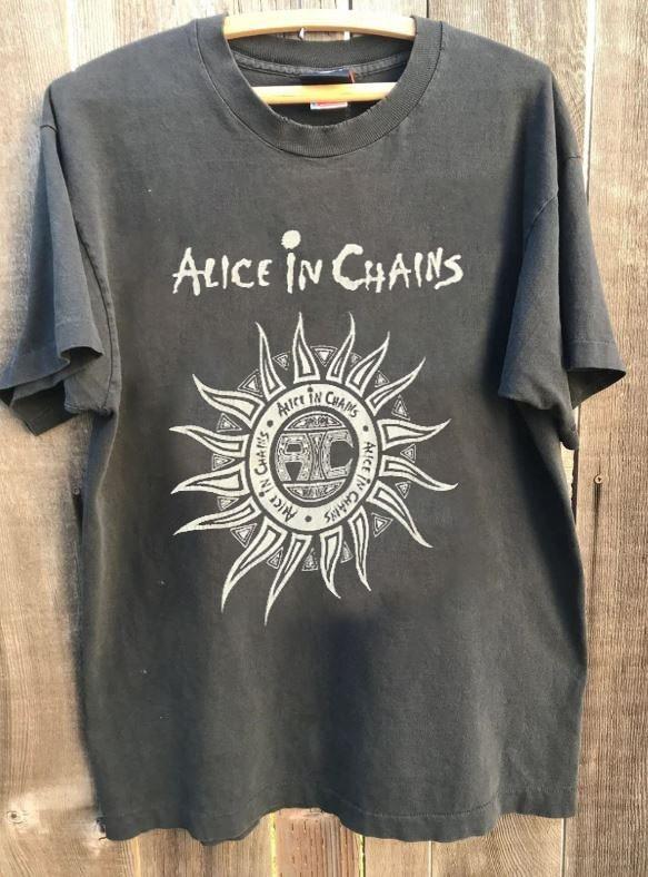 Alice In Chain Logo Band Graphic Charcoal Short Sleeve Unisex Shirt KH16578 Unisex T-Shirt XXXL
Alice In Chain Logo Band Graphic Charcoal Short Sleeve Unisex Shirt KH16578 Unisex T-Shirt XXXL