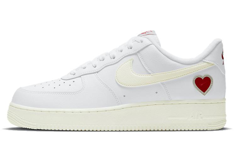 Nike Air Force 1 Low Valentine s Day 2021 DD7117-100 41
Nike Air Force 1 Low Valentine s Day 2021 DD7117-100 41