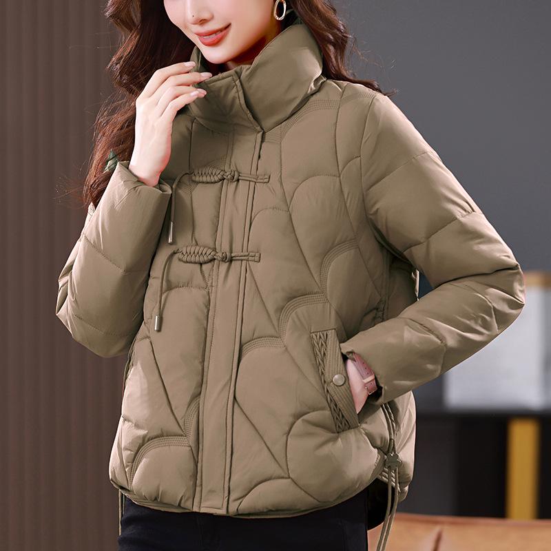2024 Winter Retro Chinese Stand-Up Collar Jacket for Women L (115-125 jin) червоний
2024 Winter Retro Chinese Stand-Up Collar Jacket for Women L (115-125 jin) червоний